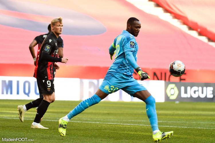 Steve Mandanda avec l'OM