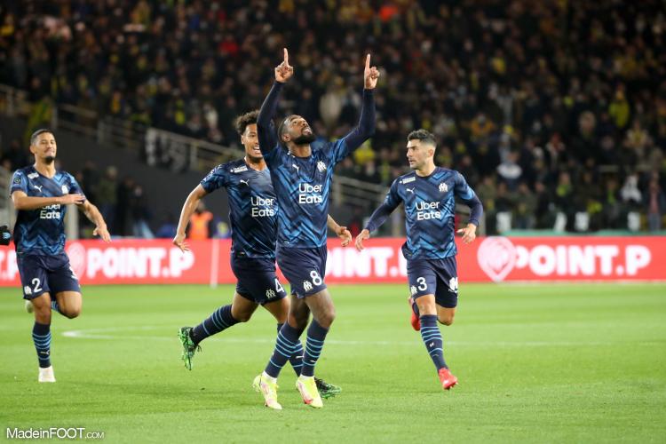Gerson célébrant son deuxième but de la saison