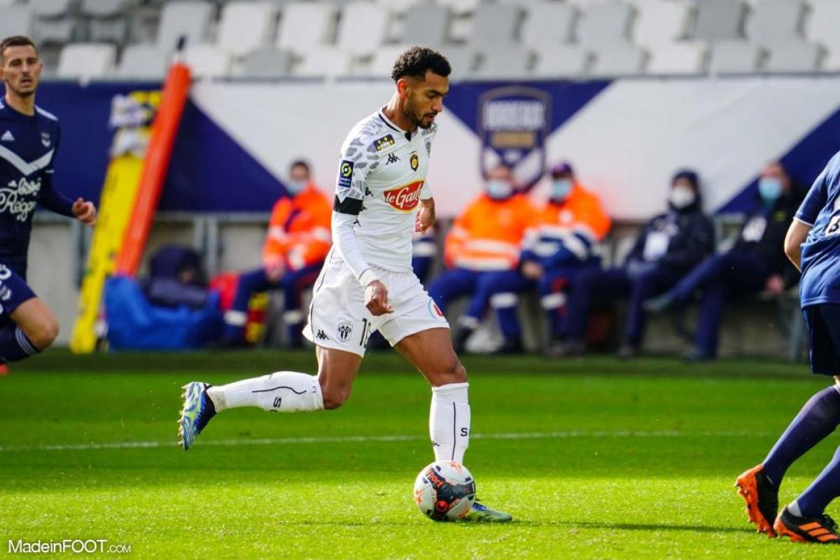 Angelo Fulgini, milieu de terrain d'Angers