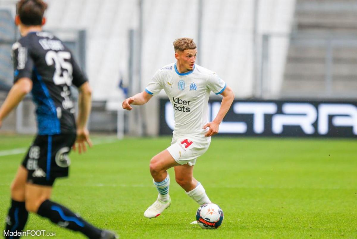 L'album photo du match entre l'Olympique de Marseille et le FC Lorient.