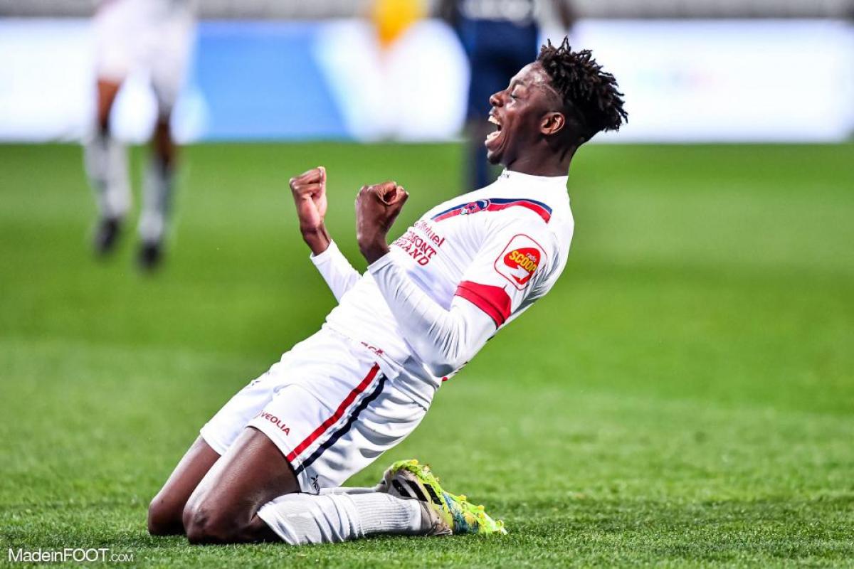 Le groupe de Clermont pour la réception de l'OM