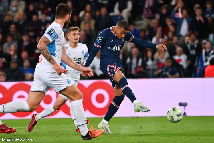 L'album photo du match entre le Paris Saint-Germain et l'Olympique de Marseille.