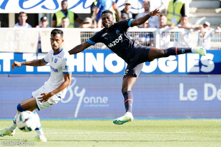 L'album photo du match entre l'AJ Auxerre et l'Olympique de Marseille.