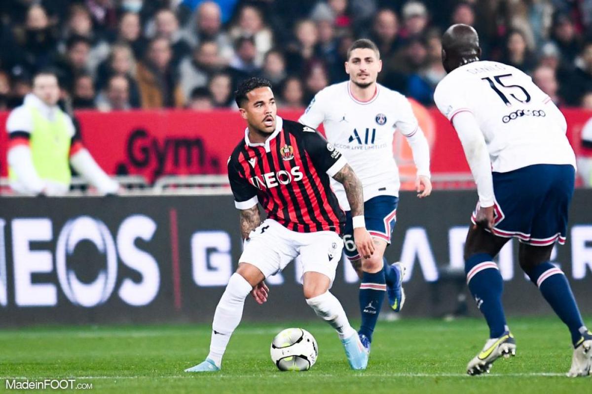 Justin Kluivert contre le PSG