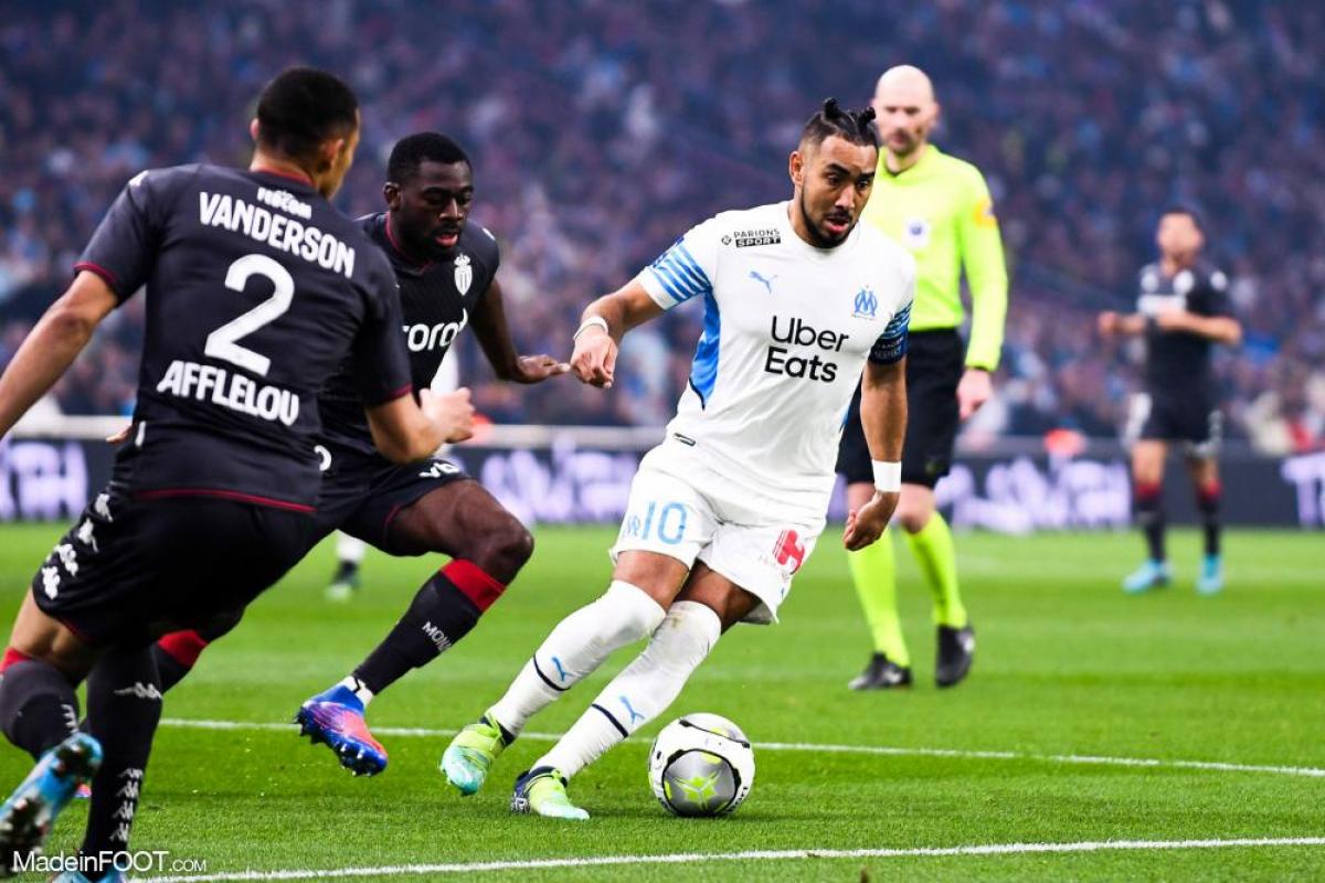 Dimitri Payet (35 ans, 13 but en 39 matchs joués) est milieu offensif à l'OM.