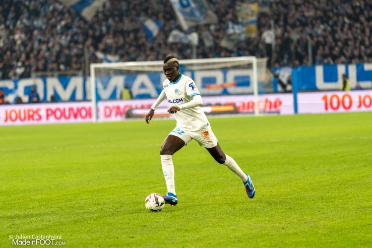 Le milieu de terrain Pape Gueye signe à Villarreal