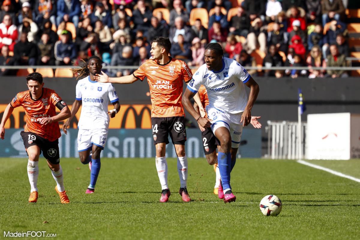 Isaak Touré, sous le maillot de l'AJ Auxerre