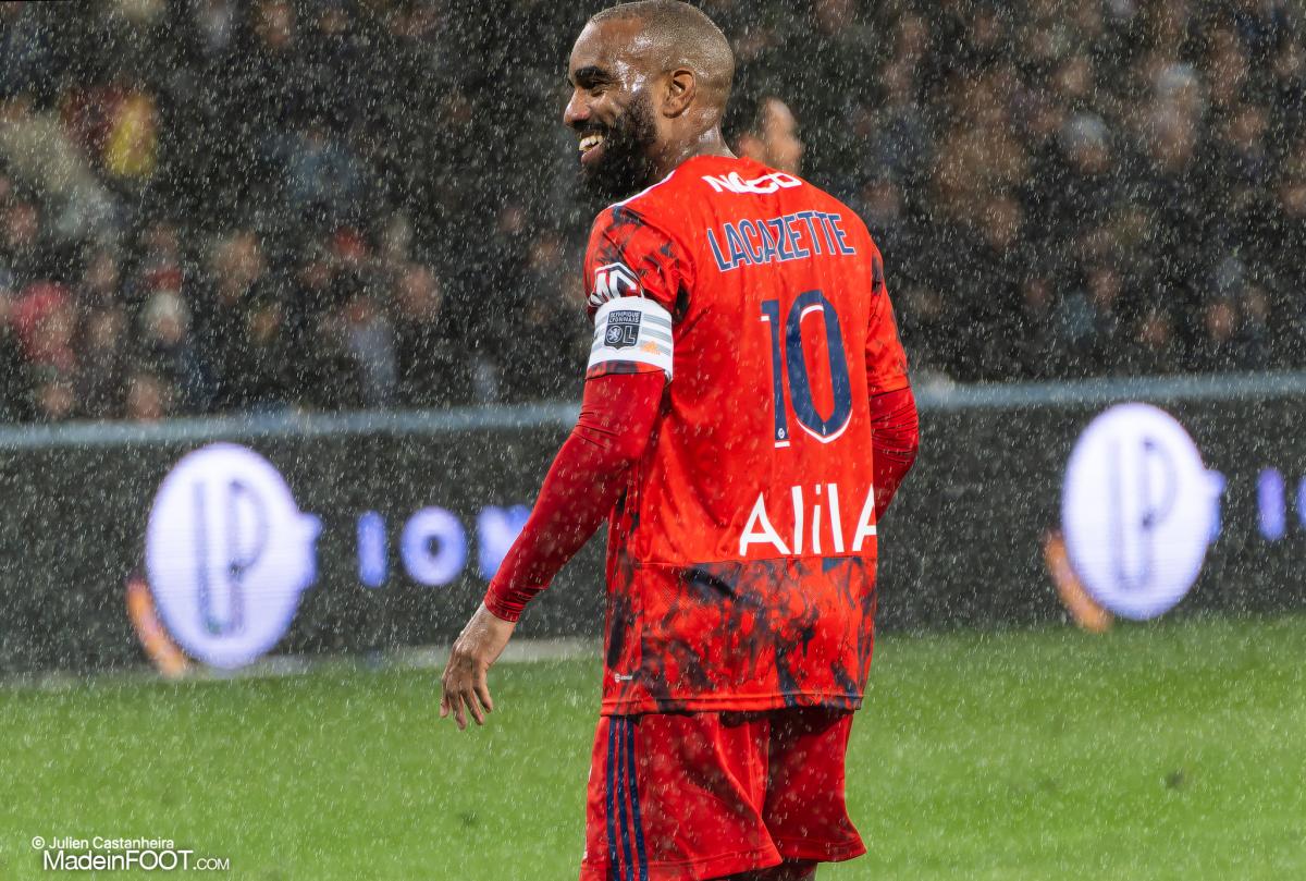 Alexandre Lacazette, attaquant de l'OL