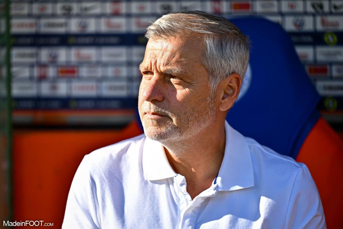 Bruno Genesio.