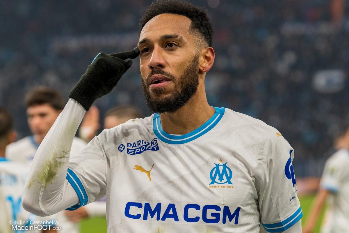 Les compos officielles de la rencontre