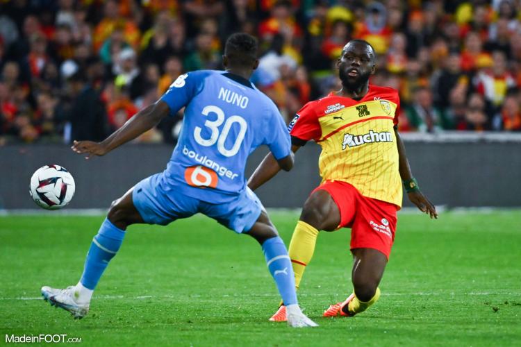 Jean Onana, le nouveau milieu de terrain de l'OM