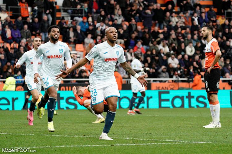 André Ayew sous les couleurs du HAC