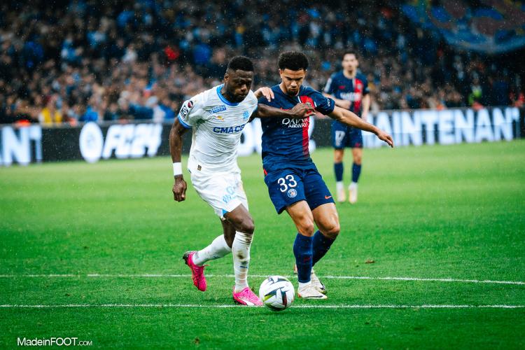 Chancel Mbemba avec l'OM.