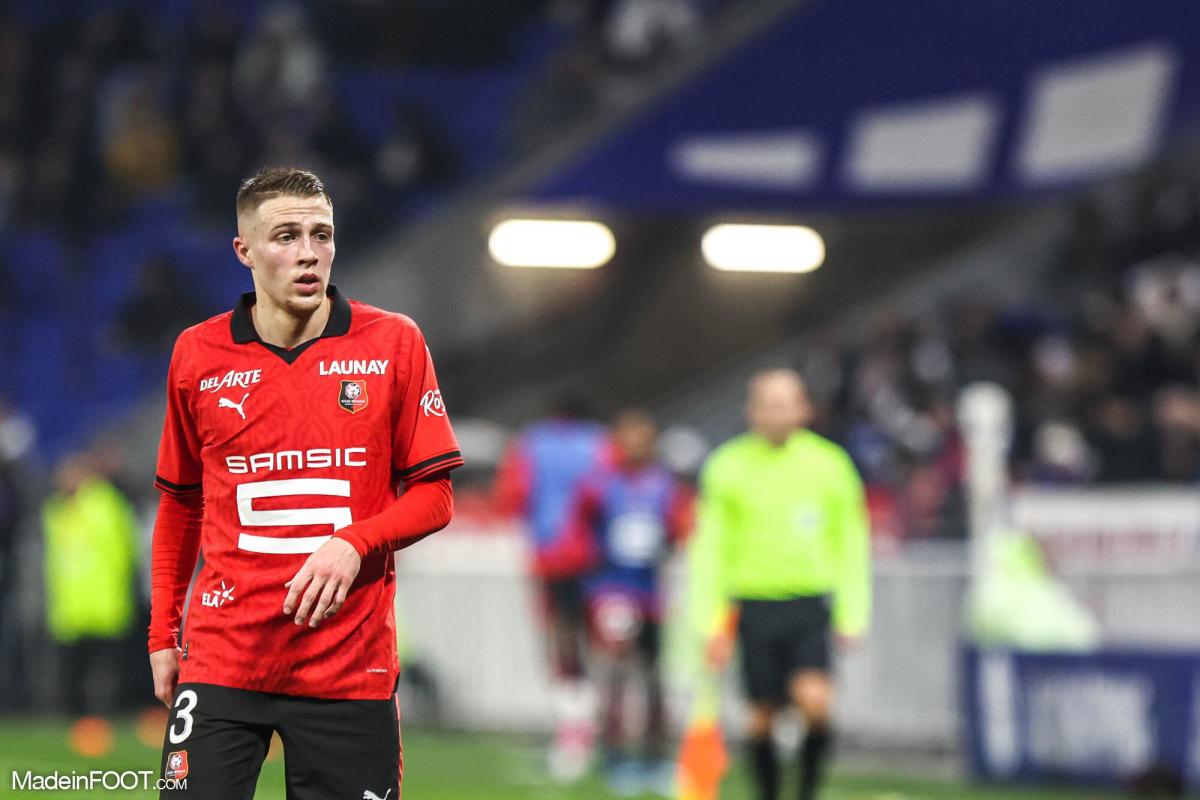 Adrien Truffert sous les couleurs du Stade Rennais