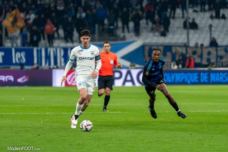 Emanuel Emegha (RCSA) et Leonardo Balerdi (OM)