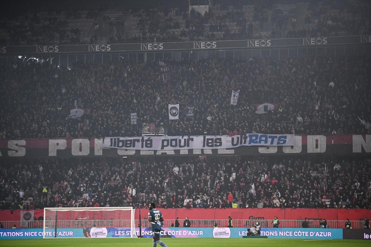 Une banderole déployée par les supporters de l'OGC Nice.