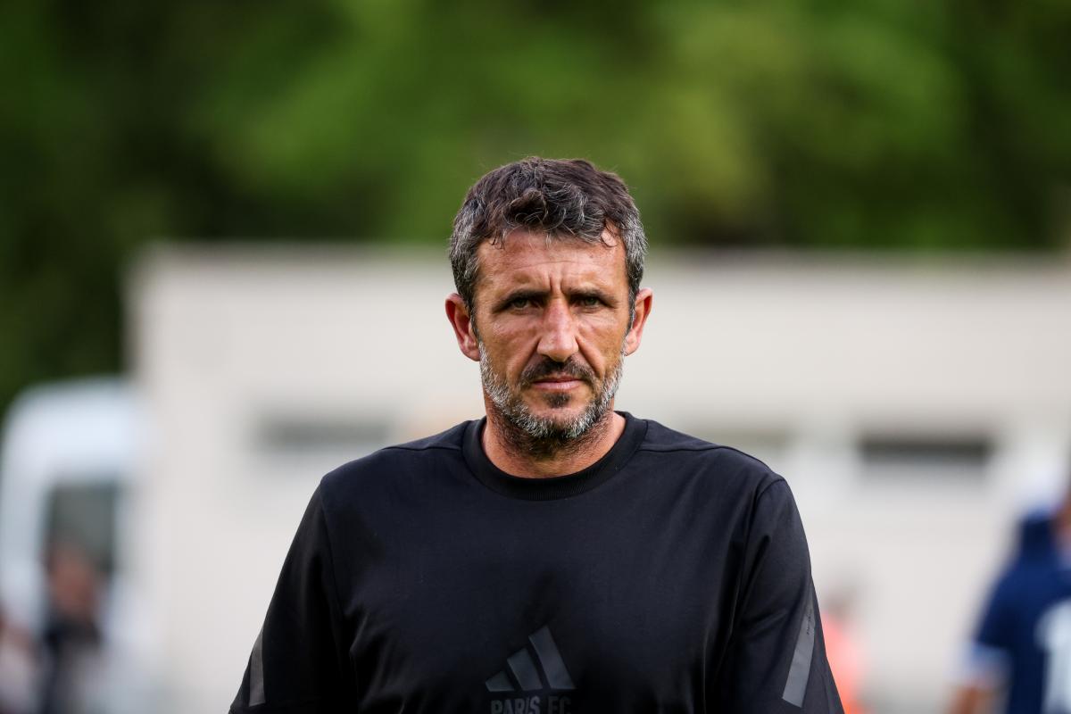 Stéphane Gilli, entraîneur du Paris FC. 