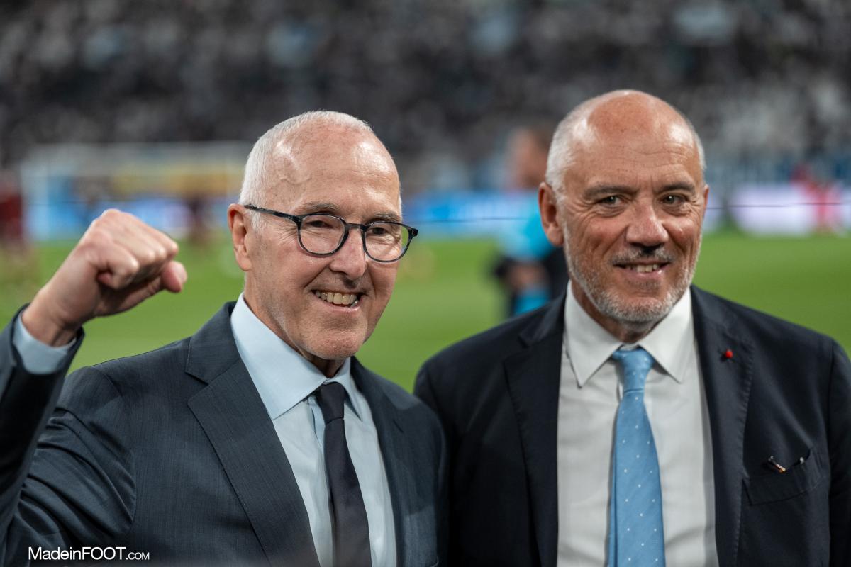 Frank McCourt, le propriétaire de l'OM, ici aux côtés de Stéphane Richard, le nouveau président du club.