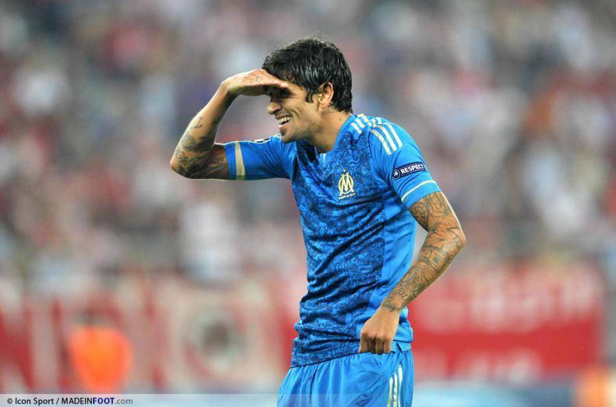 Lucho va signer