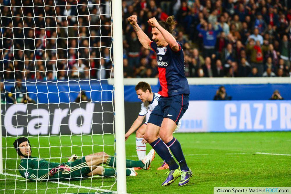 En cas de triomphe, Zlatan serait le premier joueur à rafler le titre 3 fois d'affilés