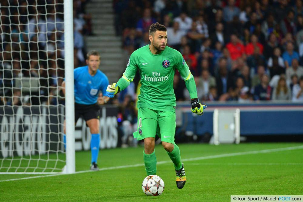 Salvatore Sirigu et le PSG sont venus à bout du FCL