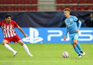 Valentin Rongier lors d'un match de Ligue des Champions avec l'OM