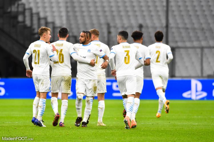 Les joueurs de l'OM célébrant un but