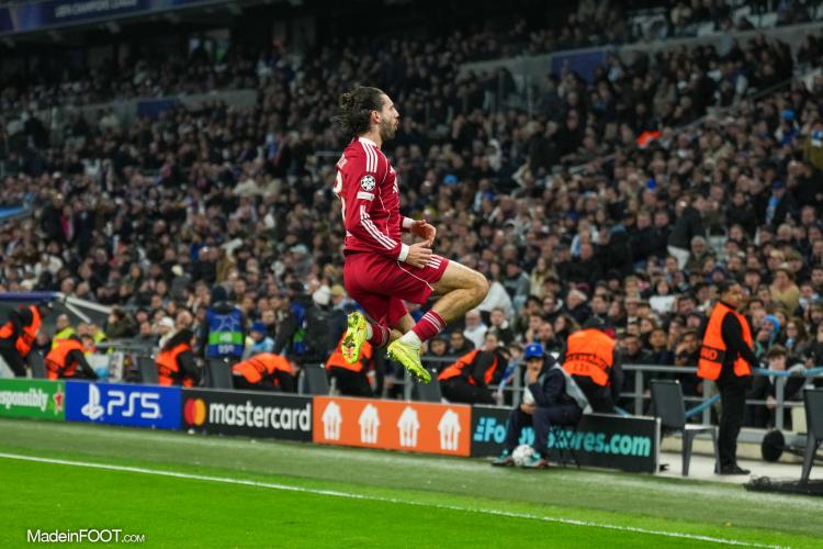 LDC - OM - Liverpool : Dominik Szoboszlai ouvre le score sur coup franc direct ! (vidéo)