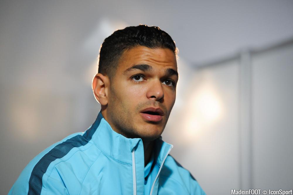Hatem Ben Arfa lors d'une conférence de presse à Clairefontaine en novembre 2015