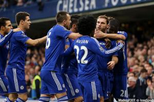 Branislav Ivanovic aimerait rester à Londres après son départ de Chelsea.